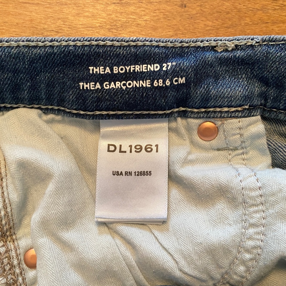 DL1961 Thea Relaxed Boyfriend Jeans - Picture 7 of 14